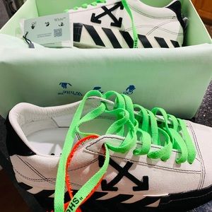 Brand New Off White sneakers